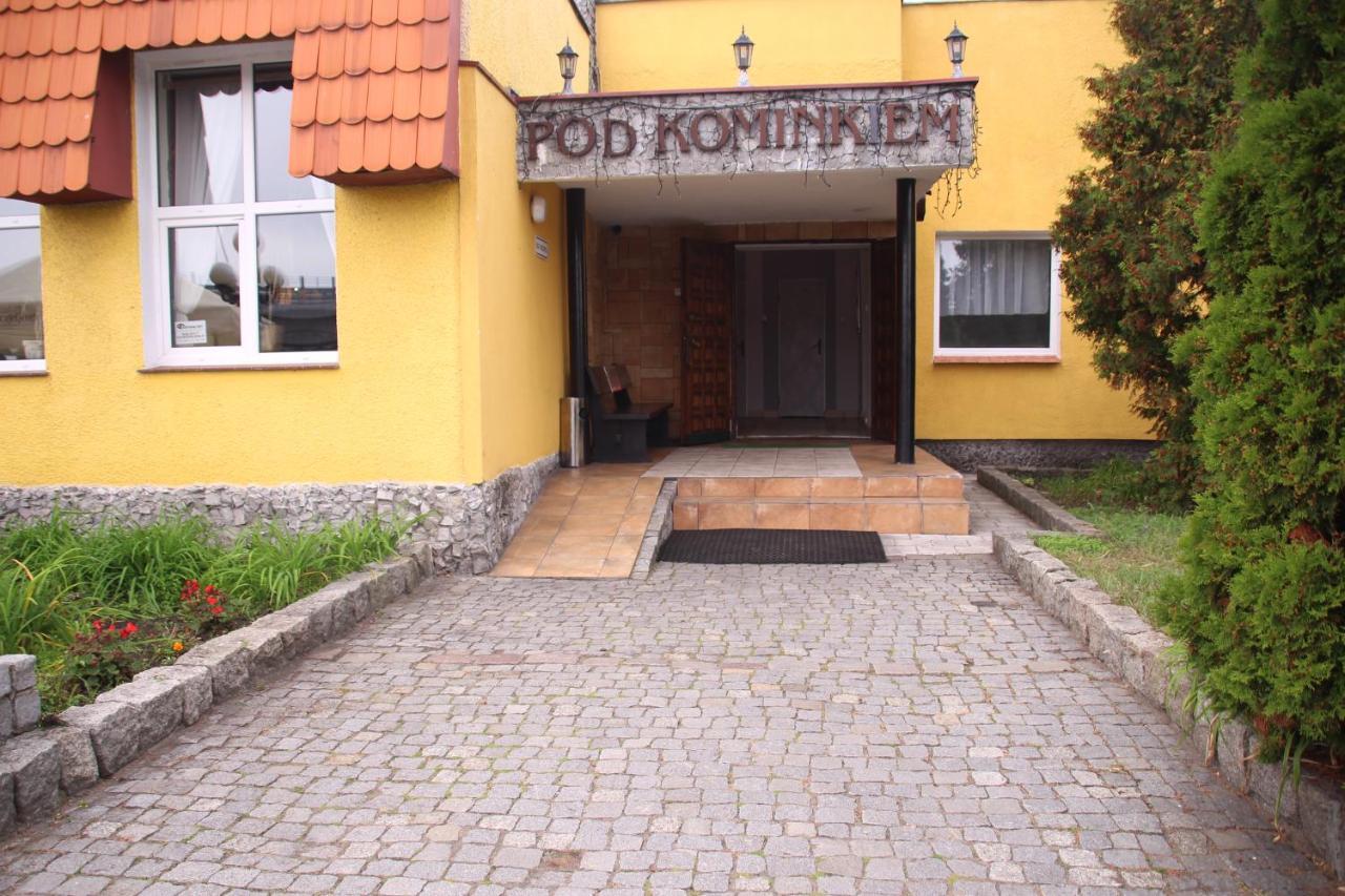 Zajazd Pod Kominkiem - Brzoza Kolo Torunia Kültér fotó